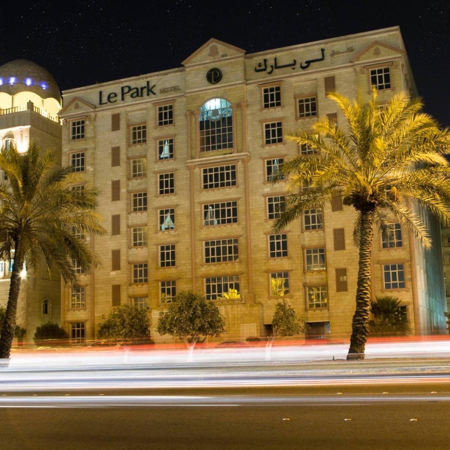 Le Park Hotel Doha Extérieur photo