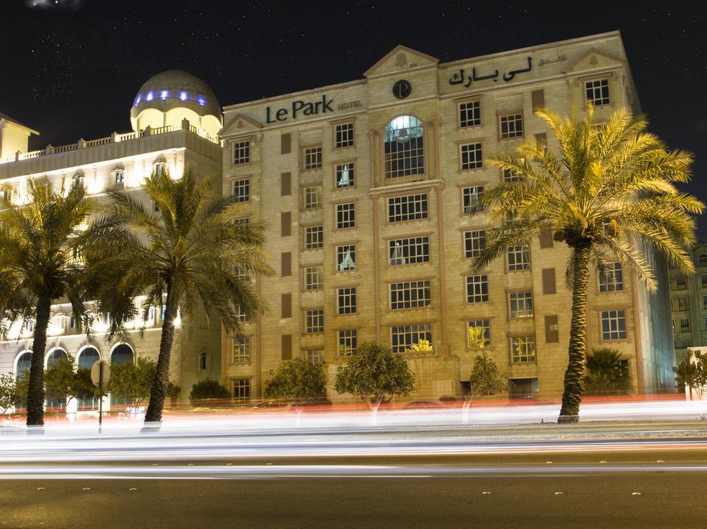 Le Park Hotel Doha Extérieur photo